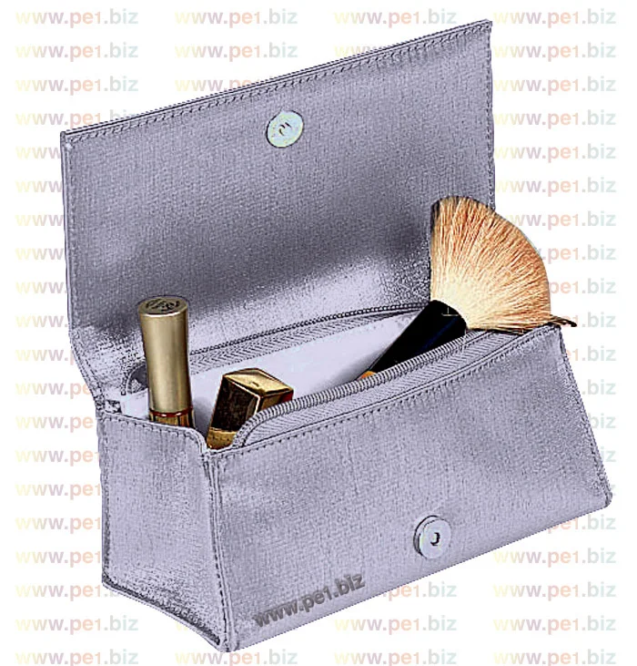 תיק איפור,קייל