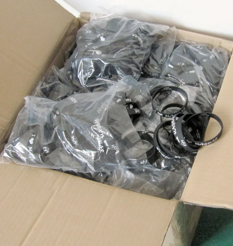 צמידי סיליקון עם הדפסה - מגר